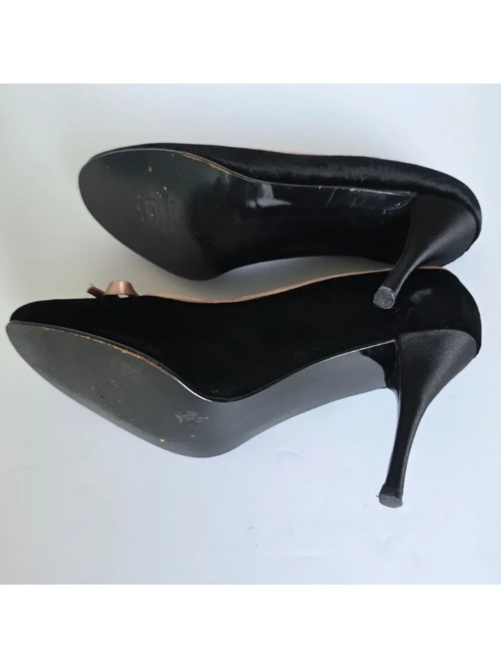 Stuart Weitzman 9.5M Black Velvet Bow Coquette Pumps Pink Satin Trim Heels Y2K